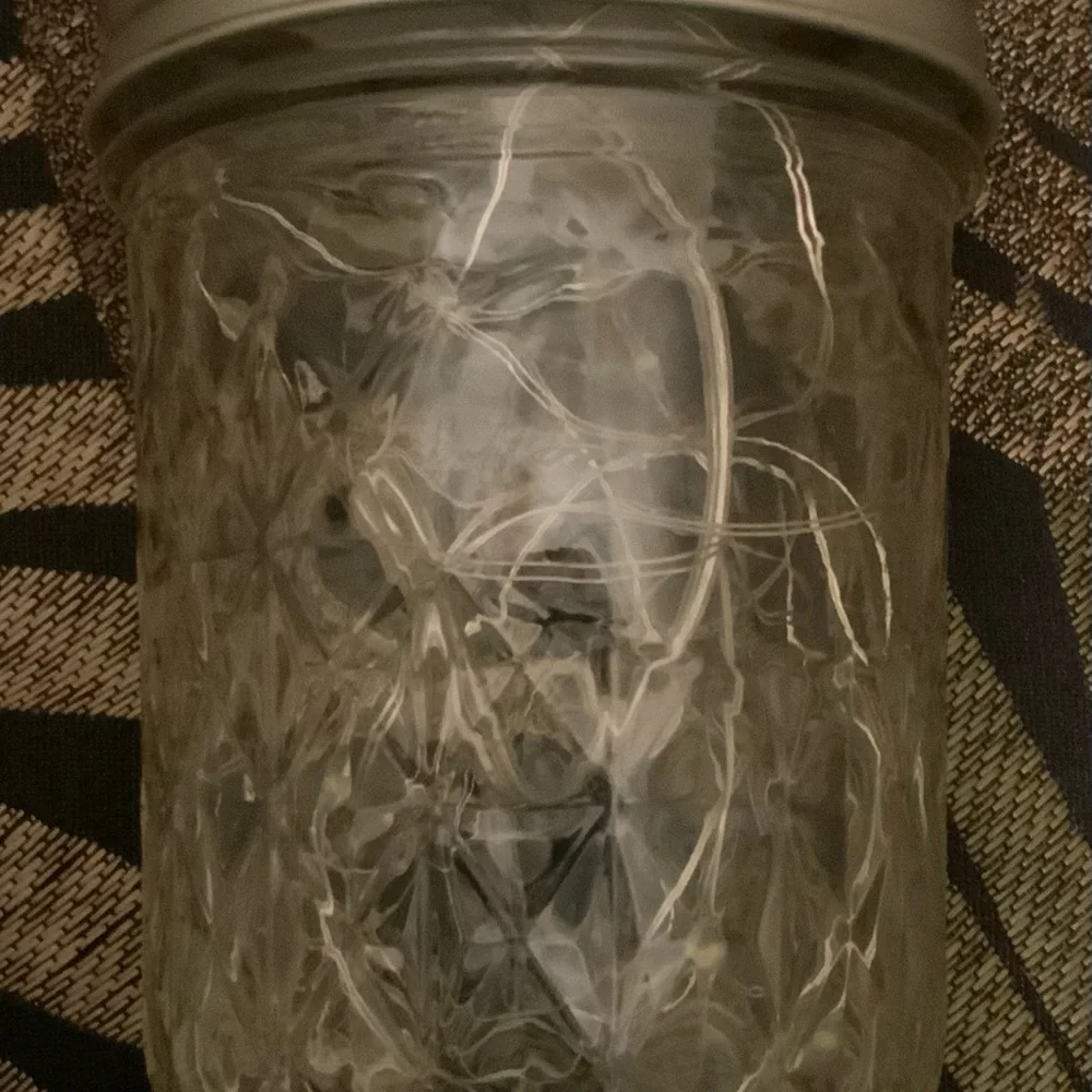 WHITE 1/2 PINT MASON JAR w/ LED FAIRY-LIGHTS/HANDMADE - Picture 6 of 9